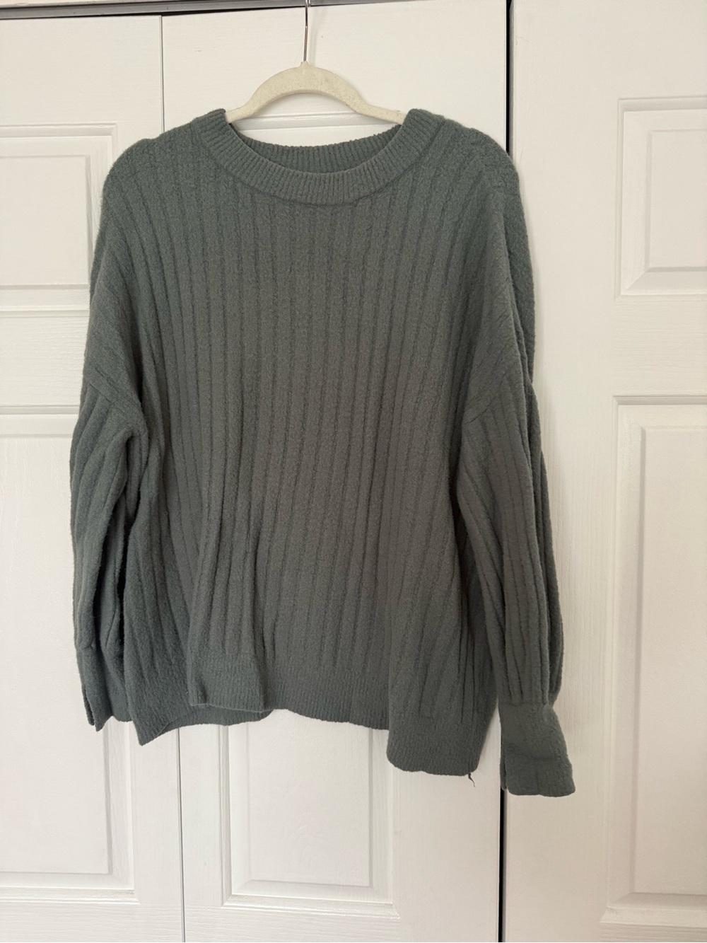 aerie Ribbed Crewneck Sweater in Sage Green